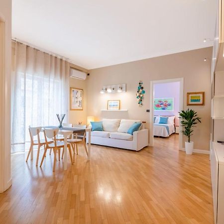Modern Apartment To Relax In The City Center باري المظهر الخارجي الصورة